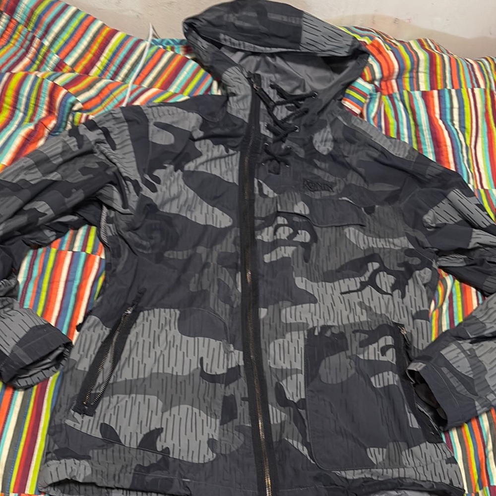 Rare Vintage Ronin jacket zippered pockets ventilated Camouflage jacket large